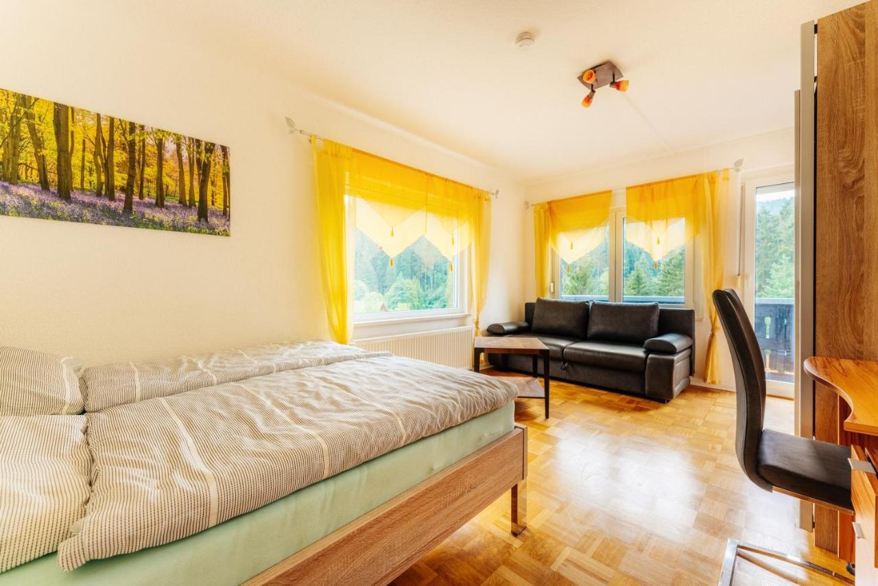 Ferienwohnungen Und Ferienhaus Hafermarkt Вилдеман Екстериор снимка