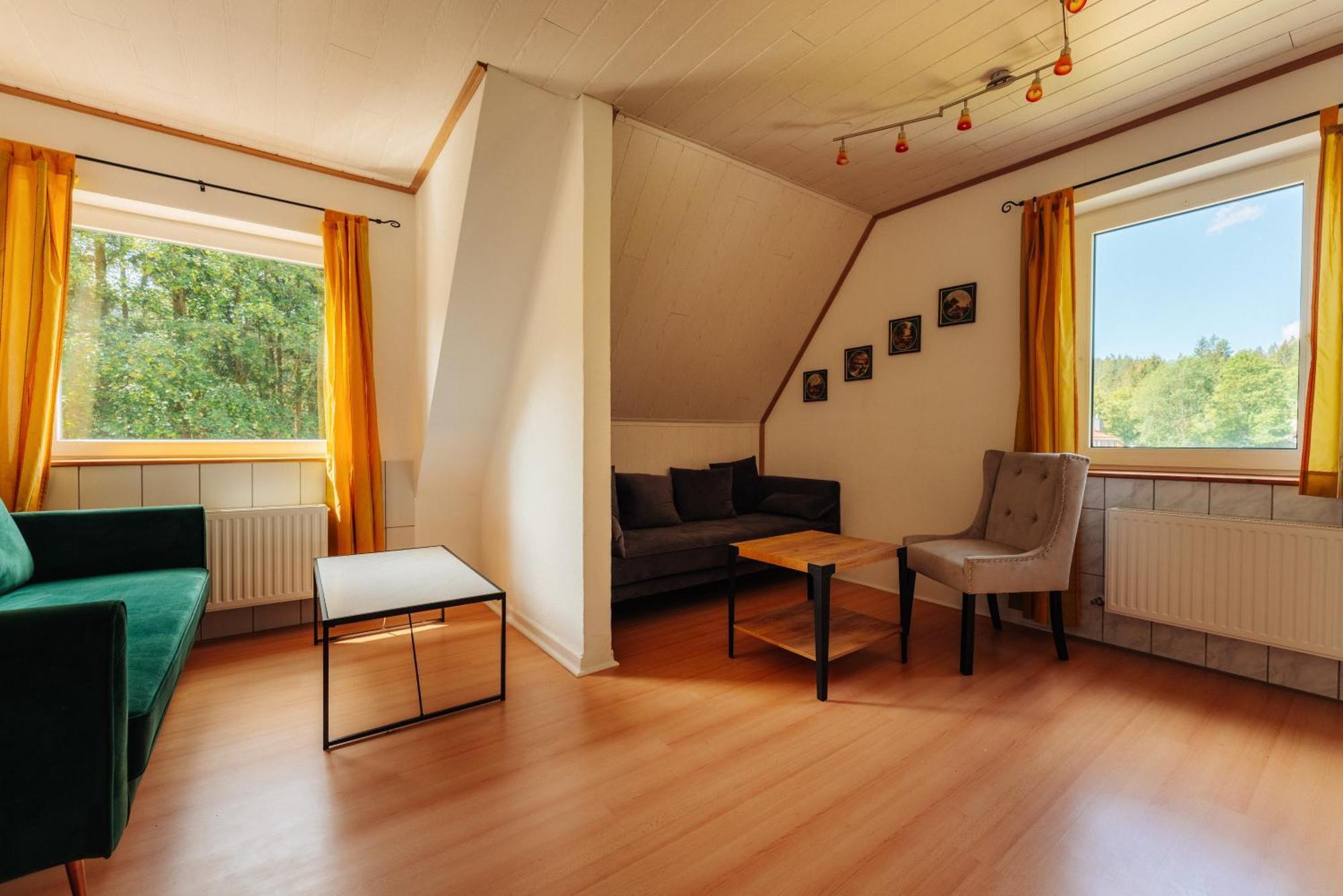 Ferienwohnungen Und Ferienhaus Hafermarkt Вилдеман Екстериор снимка